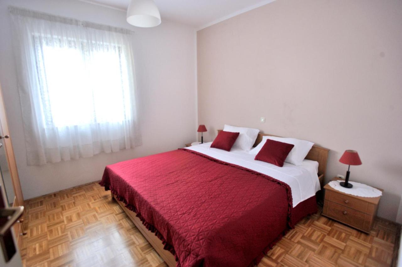 Apartment Vinja Porec - Privat Garden - Whirlpool Esterno foto