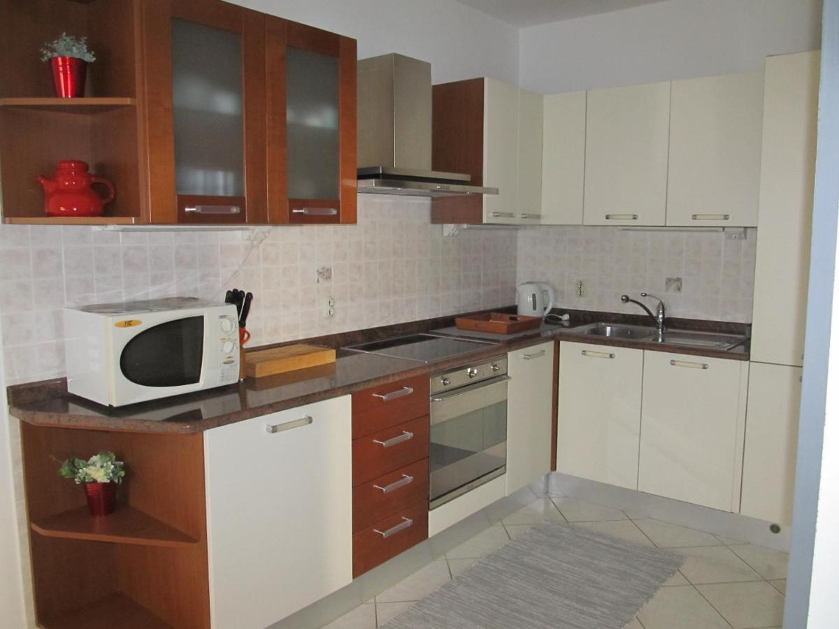 Apartment Vinja Porec - Privat Garden - Whirlpool Esterno foto