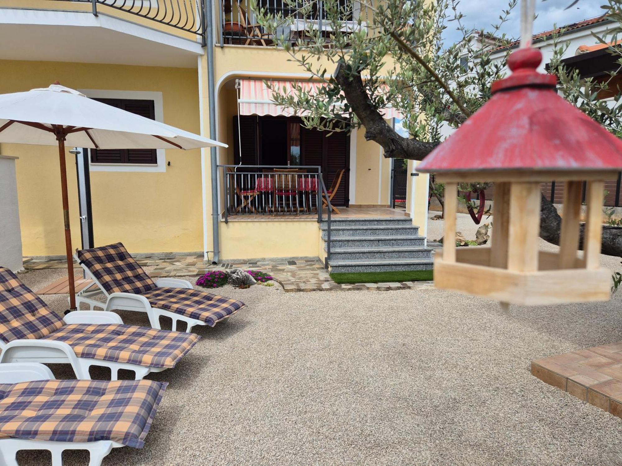Apartment Vinja Porec - Privat Garden - Whirlpool Esterno foto