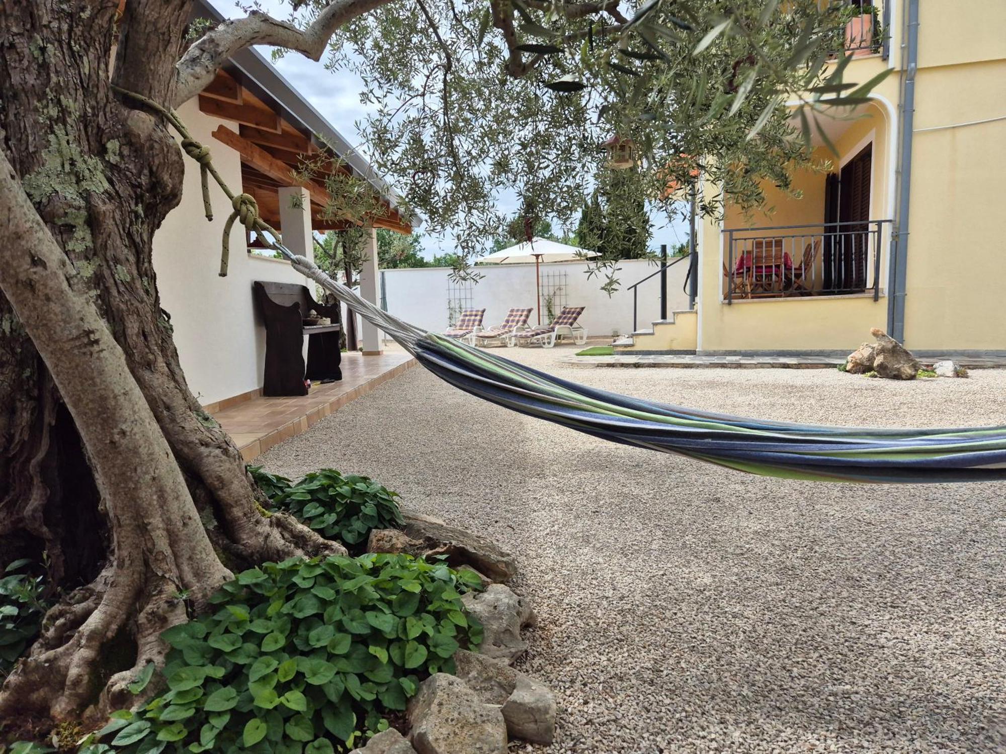 Apartment Vinja Porec - Privat Garden - Whirlpool Esterno foto